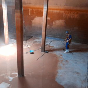 Limpeza de reservatório